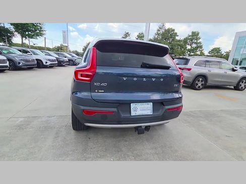 Used 2021 Volvo XC40 T5 Momentum w/ Premium Package AWD/4WD image 41