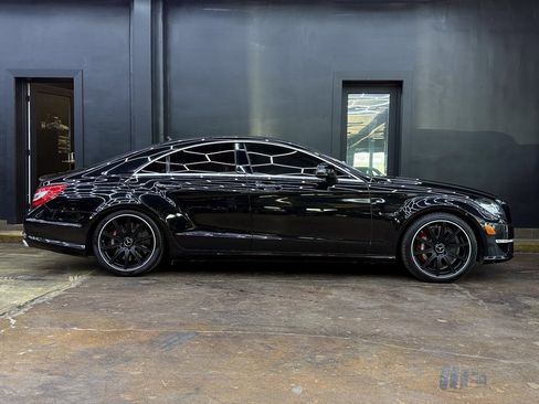 Used 2014 Mercedes-Benz CLS 63 AMG 4MATIC image 10