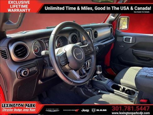 Used 2019 Jeep Wrangler Sport AWD/4WD image 17