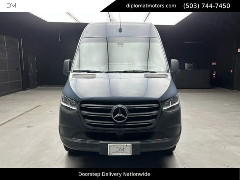 Used 2019 Mercedes-Benz Sprinter 170 image 8