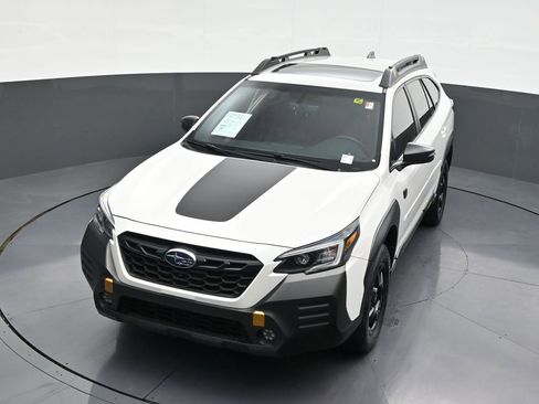 Used 2022 Subaru Outback Wilderness image 23