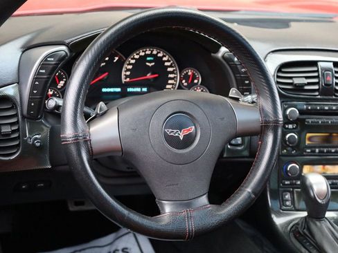 Used 2006 Chevrolet Corvette Coupe w/ Preferred Equipment Group image 20