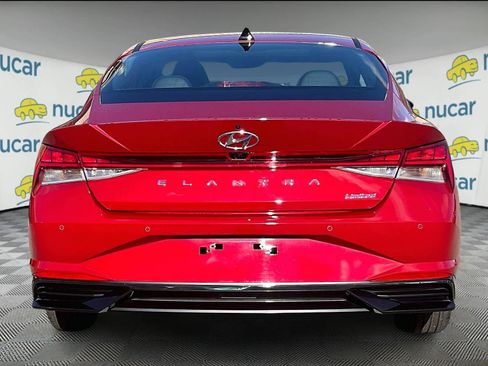Used 2022 Hyundai Elantra Limited image 5