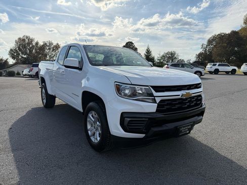 Used 2022 Chevrolet Colorado LT w/ Fleet Safety Package RWD image 8