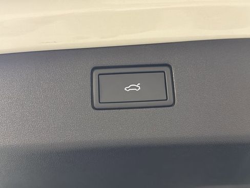 Certified 2026 Volkswagen Tiguan SEL R-Line image 13