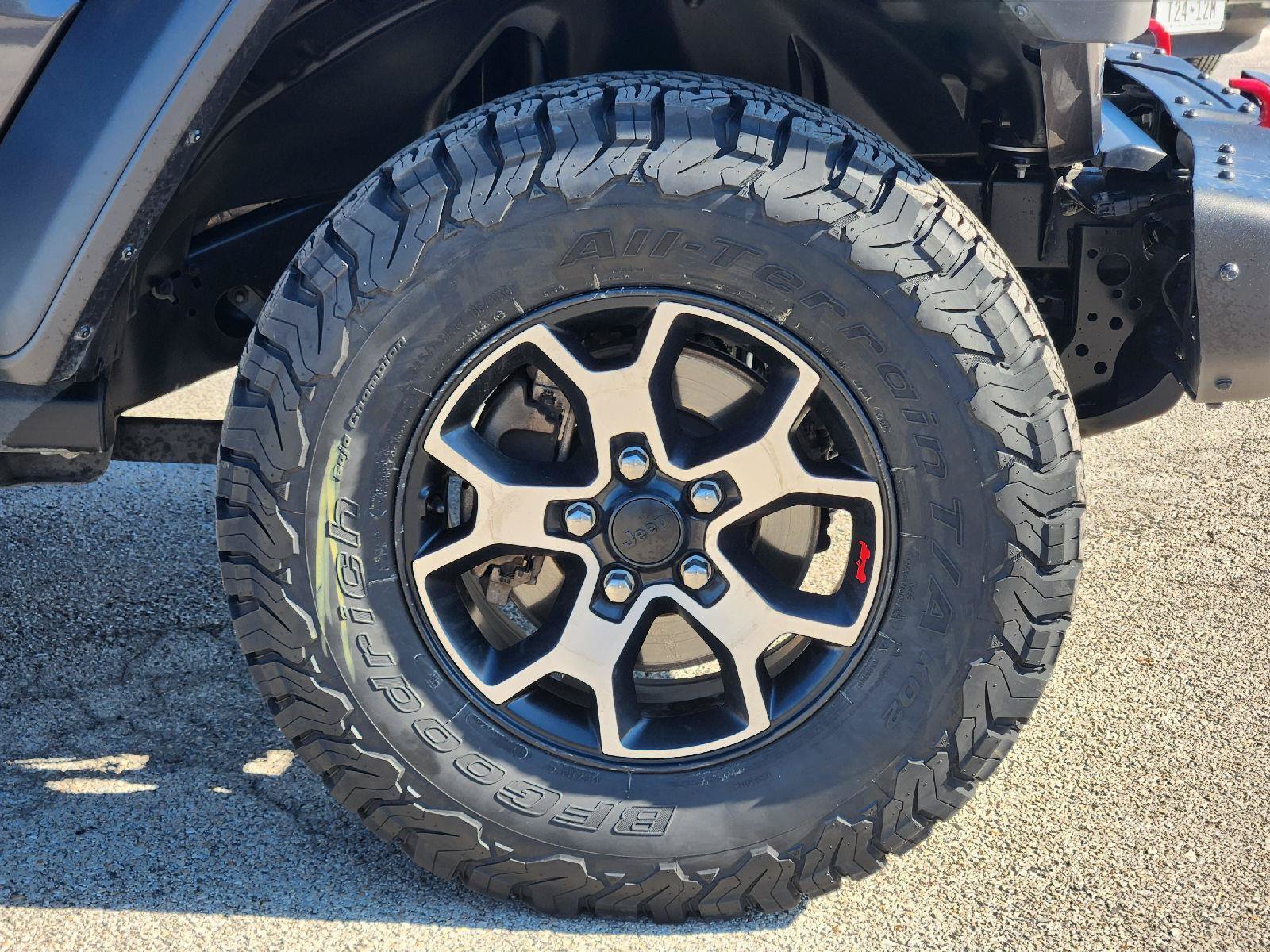 Used 2019 Jeep Wrangler Unlimited Rubicon AWD/4WD image 10