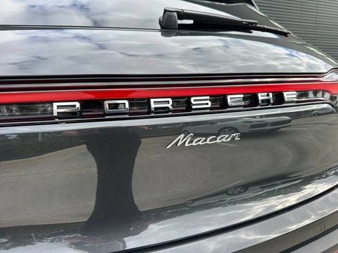 Used 2026 Porsche Macan AWD/4WD image 14