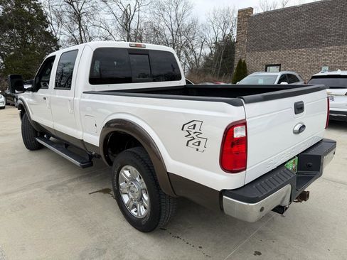 Used 2016 Ford F250 Lariat w/ Chrome Package image 6