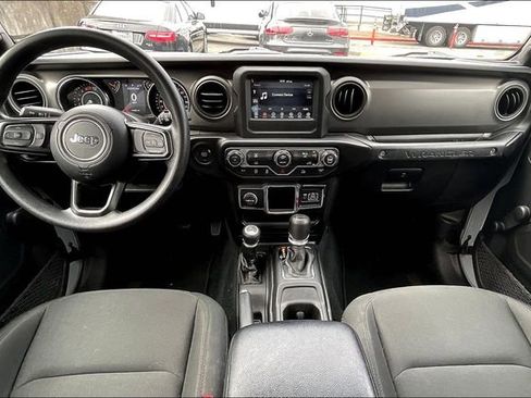 Used 2022 Jeep Wrangler Unlimited Sport image 13