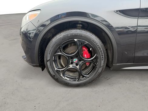 Used 2018 Alfa Romeo Stelvio Sport w/ Quick Order Package 22J Sport image 10