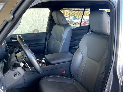 Used 2024 Lexus GX 550 image 8