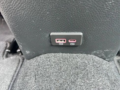 Used 2020 Nissan Rogue S image 19