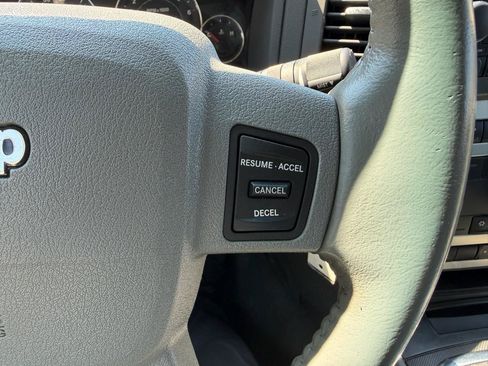 Used 2007 Jeep Grand Cherokee Laredo AWD/4WD image 25
