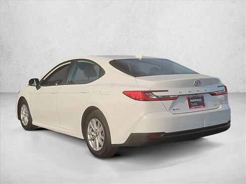Used 2025 Toyota Camry LE FWD image 8