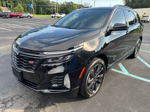 Used 2024 Chevrolet Equinox RS FWD image 4