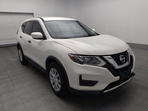 Used 2017 Nissan Rogue S image 13