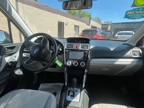 Used 2016 Subaru Forester 2.5i Premium w/ All-Weather Package AWD/4WD image 17
