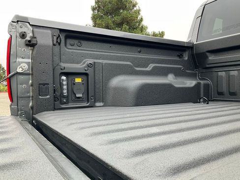 New 2025 Ford Maverick XLT w/ XLT Luxury Package image 12