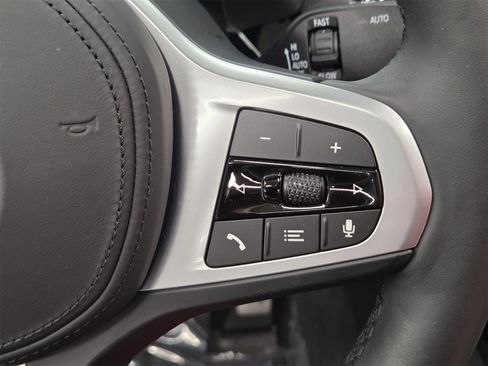 Used 2025 BMW Z4 M40i w/ Premium Package image 17