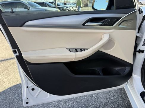 Used 2023 BMW X3 M40i w/ Premium Package image 17
