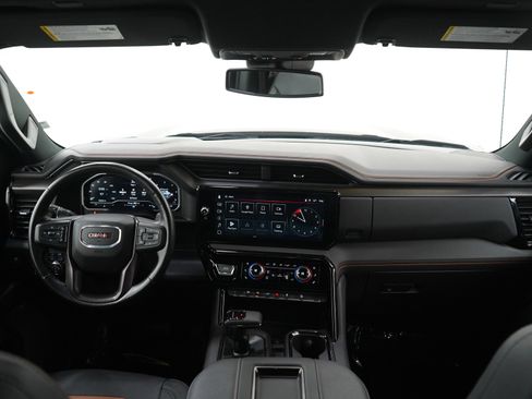 Used 2022 GMC Sierra 1500 AT4 AWD/4WD image 13