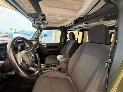Used 2021 Jeep Wrangler Unlimited Sport AWD/4WD image 14
