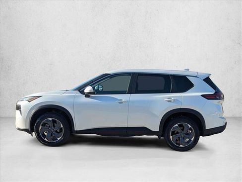 Used 2025 Nissan Rogue SV image 9