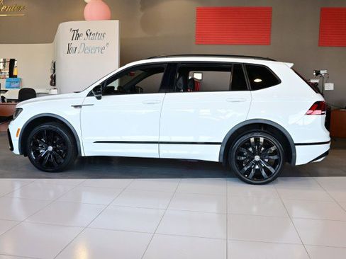 Used 2021 Volkswagen Tiguan SE R-Line image 8