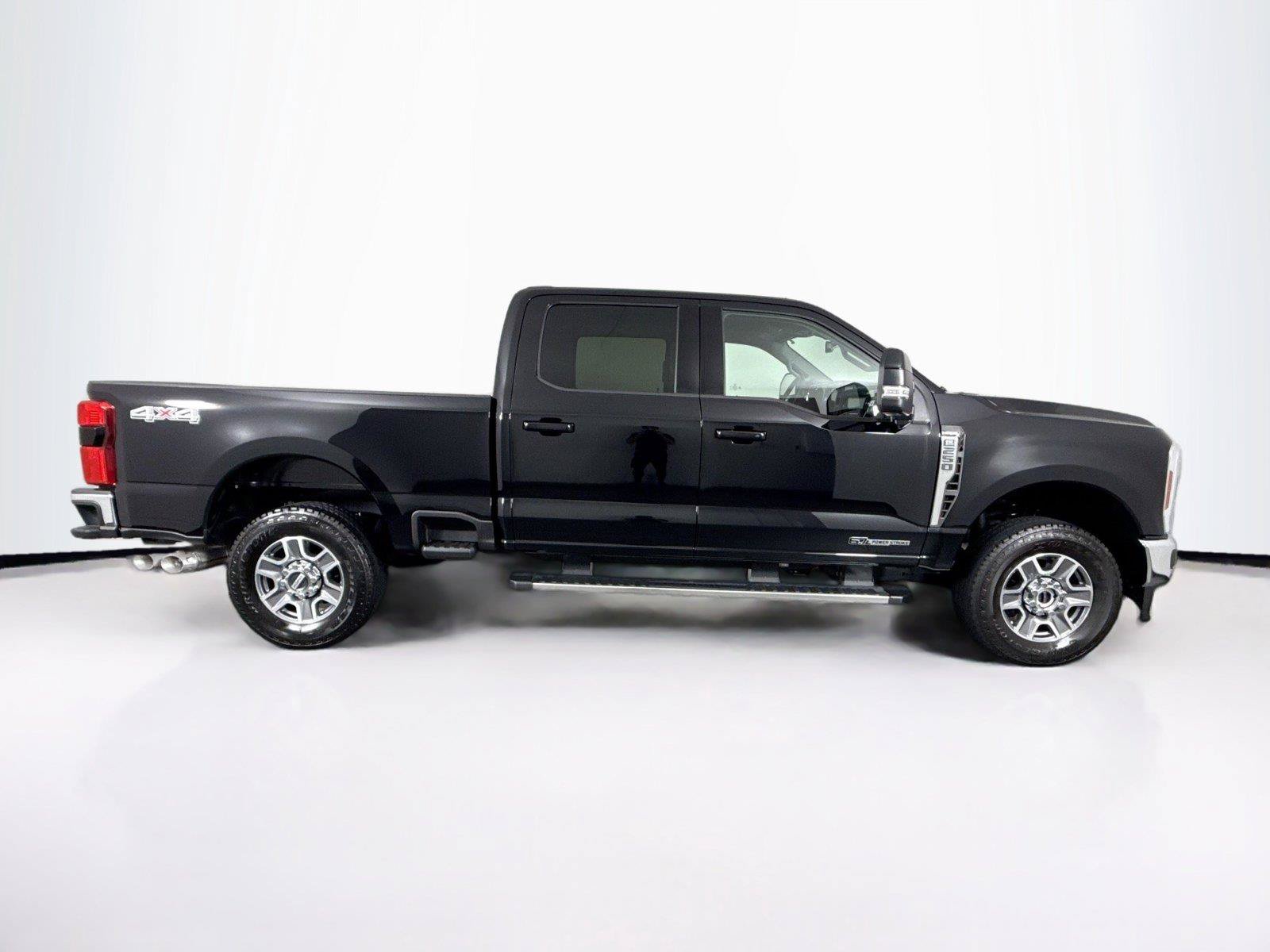 Used 2026 Ford F250 Lariat AWD/4WD image 11