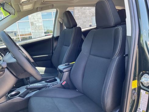 Used 2013 Toyota RAV4 XLE AWD/4WD image 15
