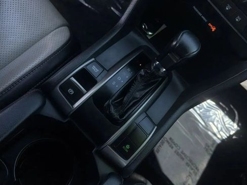 Used 2020 Honda Civic Sport image 31