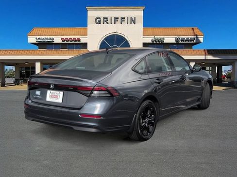 Used 2025 Honda Accord SE image 3