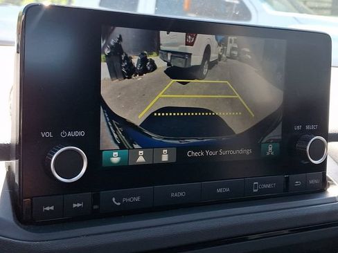 Certified 2024 Honda Accord EX image 18