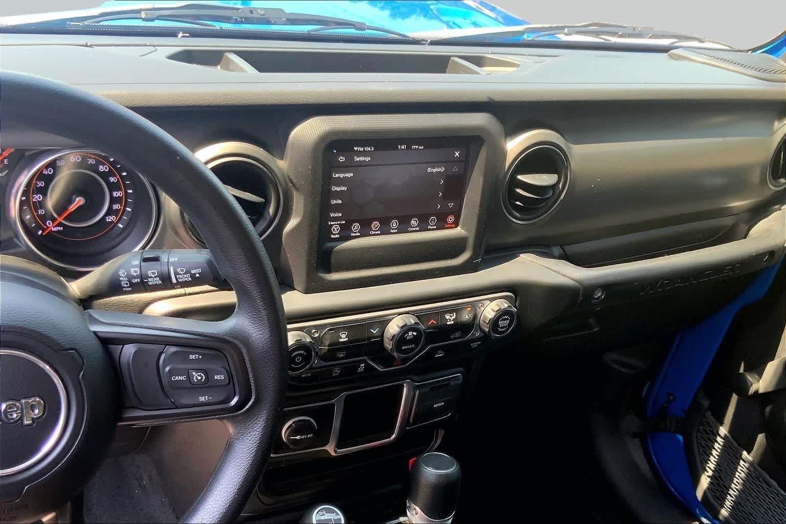Used 2023 Jeep Wrangler Sport AWD/4WD image 7