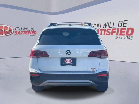 Used 2022 Volkswagen Taos S image 7