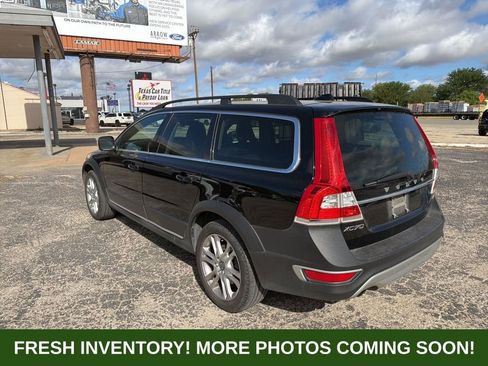 Used 2016 Volvo XC70 T5 Premier w/ Proximity Package image 4