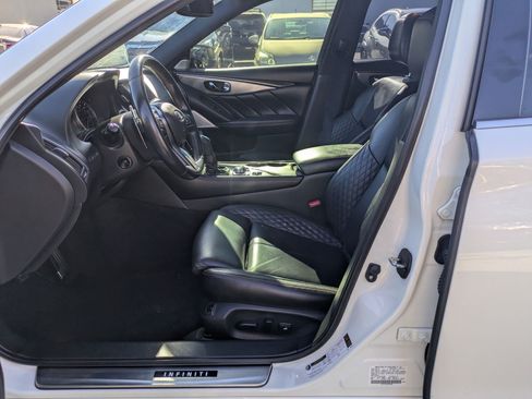 Used 2019 INFINITI Q50 Red Sport 400 w/ Sensory Package RWD image 17
