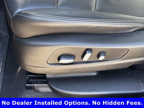 Used 2023 Cadillac XT6 Premium Luxury FWD image 26