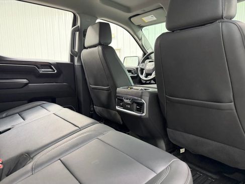 Used 2025 GMC Sierra 1500 SLT w/ SLT Premium Plus Package image 13