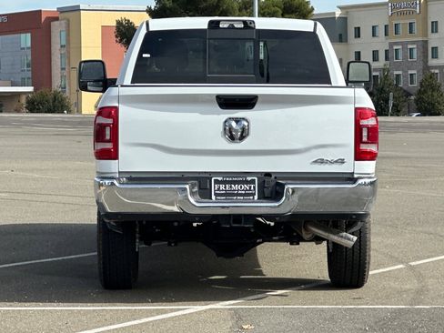 New 2024 RAM 2500 Tradesman w/ Towing Technology Group image 4