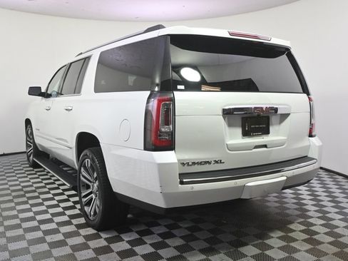 Used 2019 GMC Yukon XL Denali w/ Denali Ultimate Package AWD/4WD image 4