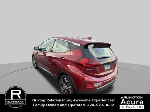 Used 2020 Chevrolet Bolt Premier w/ Infotainment Package FWD image 5