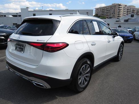 Used 2026 Mercedes-Benz GLC 300 4MATIC image 4