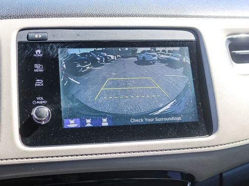 Used 2019 Honda HR-V EX image 32