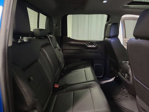 Used 2022 Chevrolet Silverado 1500 LT Trail Boss w/ LT Trail Boss Premium Package AWD/4WD image 36