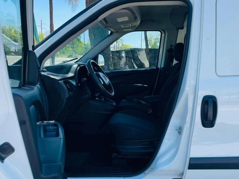 Used 2022 RAM ProMaster City Tradesman FWD image 8