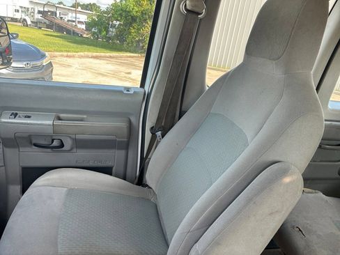 Used 2012 Ford E-350 and Econoline 350 XLT RWD image 23