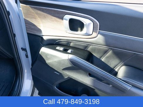 Used 2022 Kia Sorento SX Prestige image 46