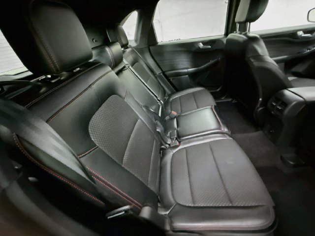 Certified 2025 Ford Escape ST-Line AWD/4WD image 25