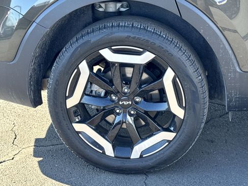 Used 2024 Kia Telluride S w/ S Sunroof Package image 19